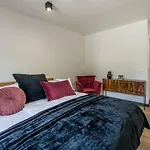 Sofia Boutique Domasa Dobra